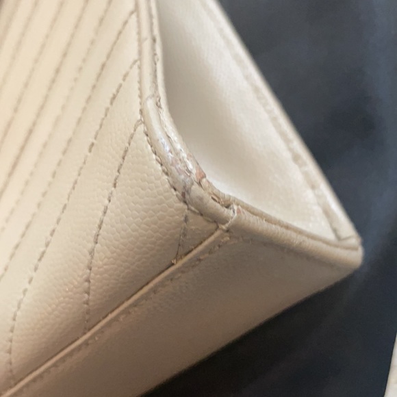 YSL Grain De Poudre Large Matelasse Chevron Satchel - Picture 16 of 17